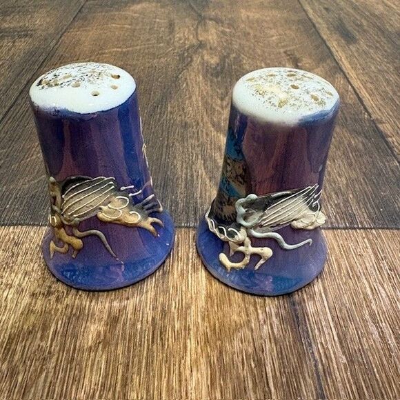 Vintage South Dakota Mt Rushmore Black Hills Salt and Pepper Shaker Set - Picture 2 of 7